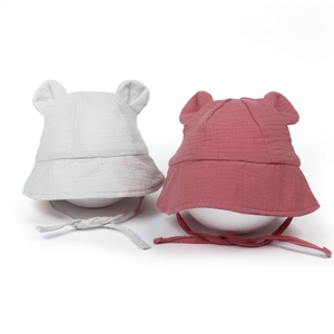 Baby Sonnenhut aus Baumwolle mit Bärenohren und Bindeband in Grau und Rosa