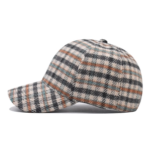 Thick houndstooth baseball cap with vintage plaid pattern and curved brim for winter