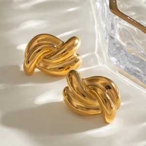 Boucles d'oreilles nœuds torsadés en acier inoxydable plaqué or 18 carats poli
