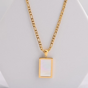 Stainless Steel Necklace Rectangular Shell Black Agate Pendant Figaro Chain Gold Plated Minimalist Jewelry For Women