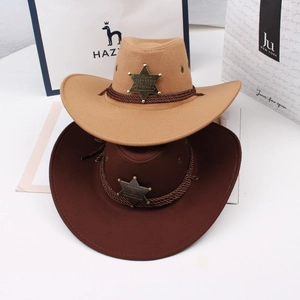 Klassische Western-Sheriff-Cowboyhüte in Hellbraun und Dunkelbraun mit Sternabzeichen