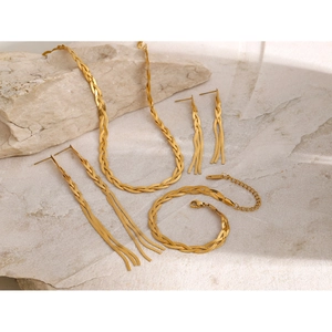 Ensemble bijoux en acier inoxydable plaqué or 18 carats avec collier tressé et boucles