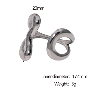 Detail view of silver geometric ring showing 17.4mm inner diameter and 20mm height