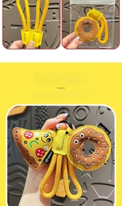 Détails des porte-clés en cuir en forme de pizza et donut avec cordons tressés souples