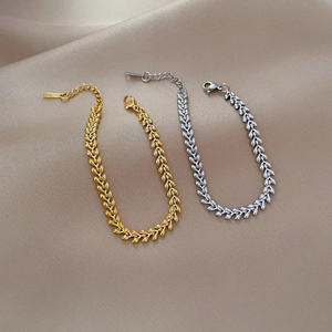 Minimalist titanium steel wheat chain bracelet in gold and silver with lobster clasp