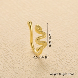 Detailed size chart showing height 1.5cm and weight 0.5g for the gold snake nose ring