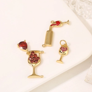 Pendentifs Verre À Vin Bouteille Coeur Zircon Cuivre Plaqué Or 14K Accessoires DIY Bijoux Mode