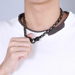 Collier chaîne serpent pour homme en acier inoxydable noir et argent avec fermoir dragon