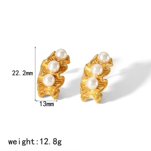 18K gold plated stainless steel ripple earrings with three round white pearls 22mm