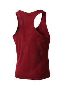 Vue arrière du débardeur de sport rouge en maille côtelée pour homme style racerback
