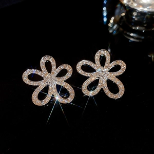 Alloy Rhinestone Five-Petal Flower Stud Earrings With 925 Sterling Silver Earring Post Hollow Sweet Elegant For Women