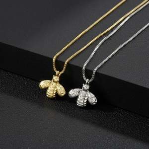Honeybee Pendant Necklace Copper Gold And Silver Toned Lifelike Insect Design Elegant Chain Minimalist Jewelry Gift For Women