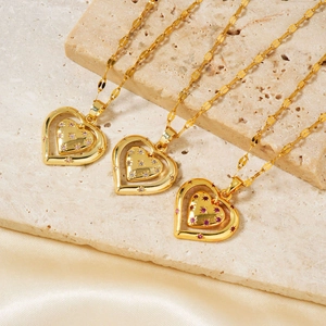 Fashion Simple Double Heart Stainless Steel Zirconia Pendant Necklace For Women Elegant Gold Plated Copper Heart Necklace Jewelry Gift
