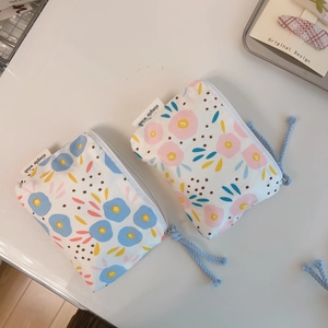 Set of two small floral cotton zip pouches in pink and blue for coins and cards