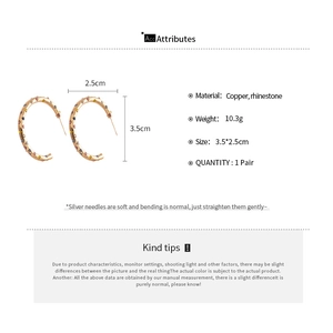 Spécifications des boucles d'oreilles créoles en C avec strass colorés et base en cuivre