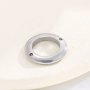 Pendentif circulaire creux en acier inoxydable argenté avec double trou pour bijoux DIY