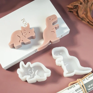 Siliconen mallen voor 3D dinosaurus kaarsen met T-rex en Triceratops ontwerpen
