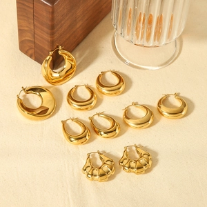 Massive Creolen 18K Vergoldet Edelstahl Geometrisch U-Form Minimalistischer Hochglanz Schmuck Für Damen