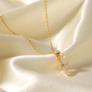 Cross Pendant Necklace 18K Gold Plated Stainless Steel With Cubic Zirconia Elegant Inlaid Inset Jewelry For Women