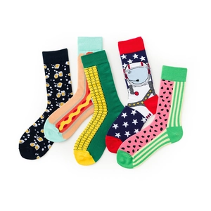 Detailed set of five cotton socks featuring popcorn, hot dog, and space patterns