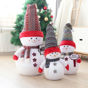 Christmas Snowman Ornaments Standing Plush Doll Knitted Pattern Hat Welcome Sign Festive Xmas Home Decor Aesthetic