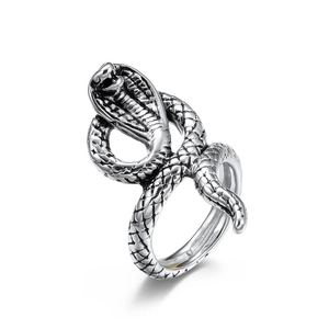 Vintage silver cobra snake ring in stainless steel with detailed scales and oxidized finish