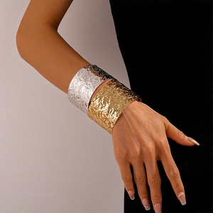 Hammered Metal Wide Cuff Bracelet Minimalist Vintage Open Geometric Statement Jewelry For Women