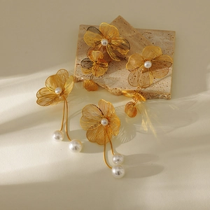 18K Gold Plated Stainless Steel Flower Earrings With Imitation Artificial Pearl Tassel Hollow Elegant Floral Jewelry For Women