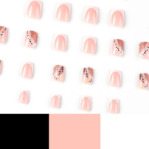 Uñas postizas francesas blancas con hojas y purpurina en elegante almendra rosa claro