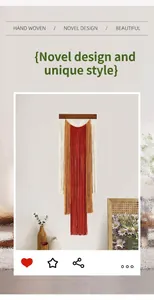 Detail eines handgewebten Boho-Wandteppichs mit Fransen in Gelb und Ziegelrot