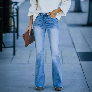 Jean patte d'eph taille haute bleu pour femme avec finition délavée rétro en plein air