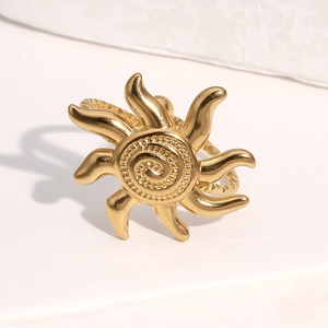Artistic 18k gold plated sun spiral stainless steel open ring with radiant sunbeam design