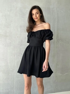 Schwarzes schulterfreies Minikleid mit Puffärmeln und Taillierung für den Sommer