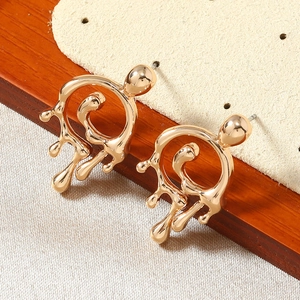 Chic golden liquid water drop earrings with a metallic molten lava flowing design