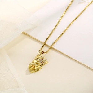 Hip hop lion king necklace with colorful zircon crown and gold-plated box chain