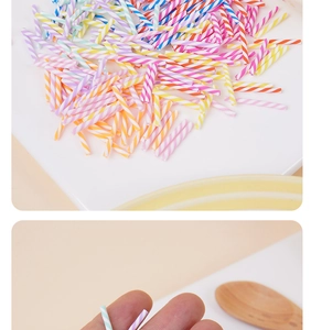 Makro-Detail bunter Spiral-Tonstäbchen für DIY-Bastelarbeiten und Schleim-Zubehör
