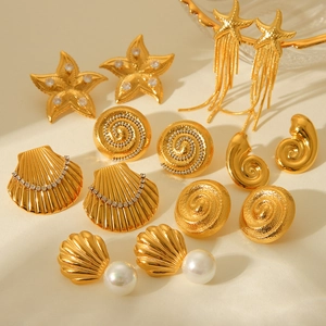18K gold stainless steel earring set with starfish, seashells, pearls and rhinestones