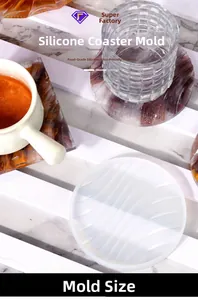 Dettaglio dello stampo in silicone traslucido per sottobicchieri in resina con onde marine