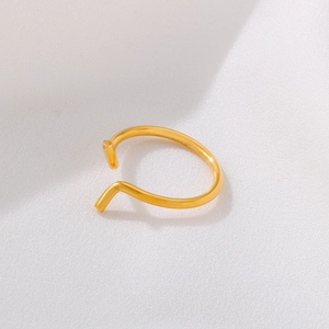Minimalist adjustable open ring in polished gold-plated titanium steel finish