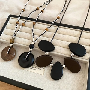 Vintage Maillard Style Pendant Necklace Resin Wood Beads Long Adjustable Cord Ethnic Retro Jewelry For Women