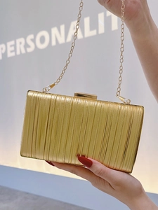 Elegante borsa da sera plissettata dorata con cornice metallica e catena rimovibile