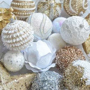 Champagne gold and silver Christmas tree ornament set with glitter balls and lace flowers