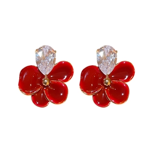 Boucles d'oreilles vintage fleurs en émail rouge et zircons brillants dorés chic