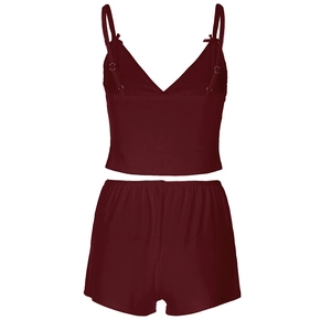 Ensemble de détente rouge foncé deux pièces avec caraco à col en V et short de type boxer