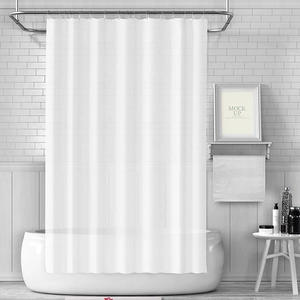 Detailansicht wasserdichter weißer PEVA-Duschvorhang mit Metallringen über einer Badewanne