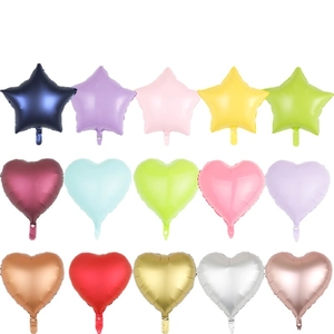 Set of 15 star and heart-shaped aluminum foil balloons in diverse metallic colors