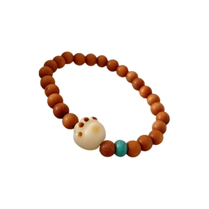 Sandalwood beaded bracelet with acrylic cat paw charm and turquoise stone for women