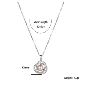 Detail view of pearl pendant with dimensions 17mm and 40 plus 5cm chain length info