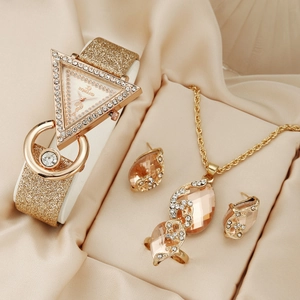 Women Jewelry Set Triangle Dial Quartz Watch Rhinestone Waterdrop Pendant Necklace Earrings Ring Glitter Strap Elegant