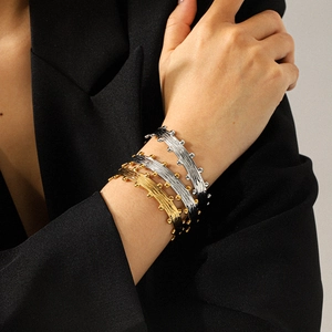 French vintage pleated gold bean open bangle set with brushed metal finish
